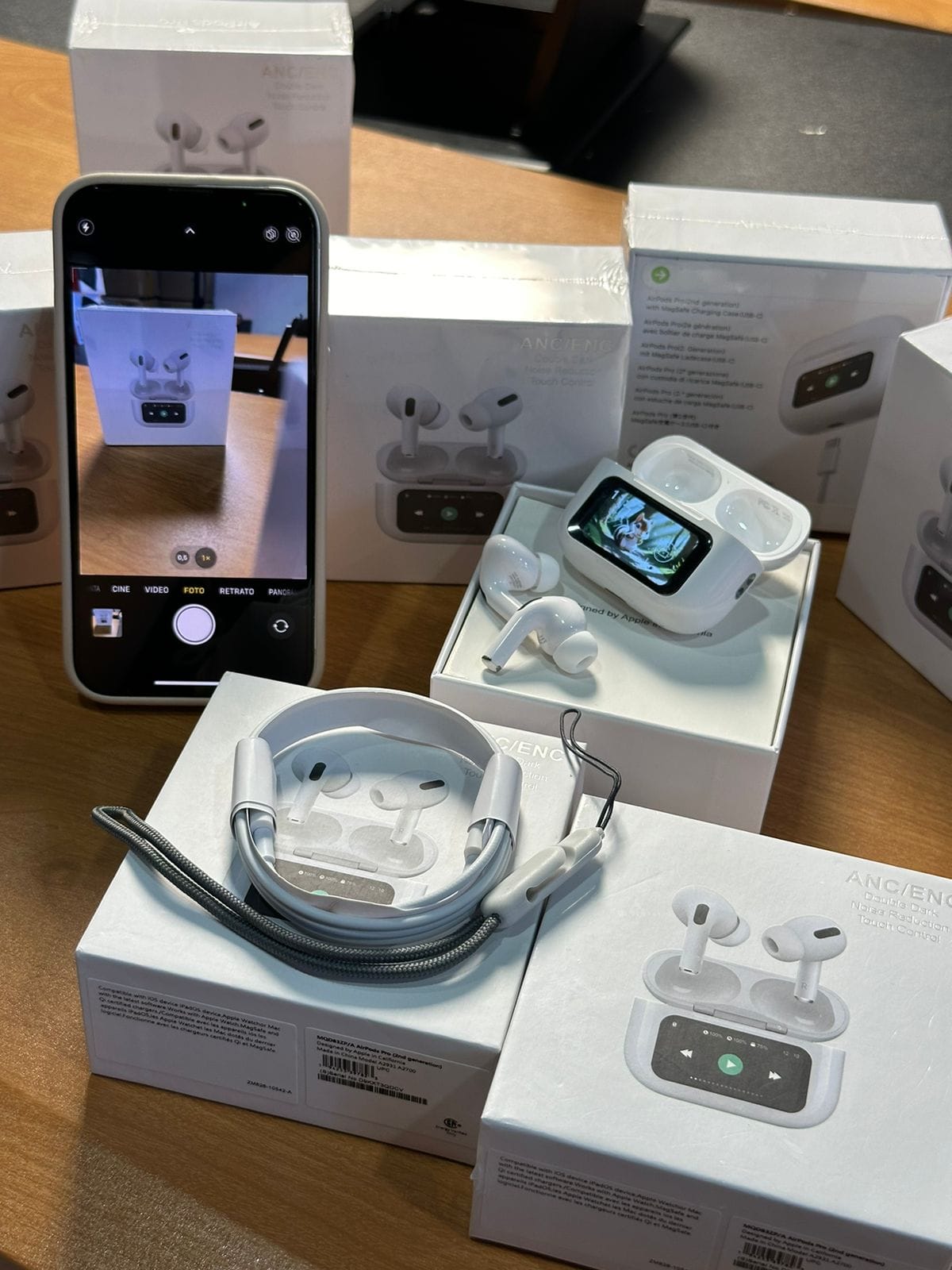 AUDIFONOS AIRPODS PRO 2 CON PANTALLA ANC